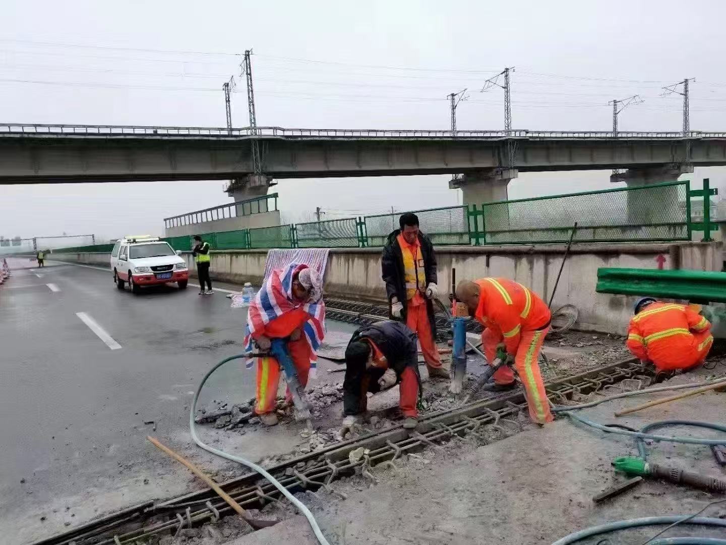 龙岩桥梁伸缩缝抢修料